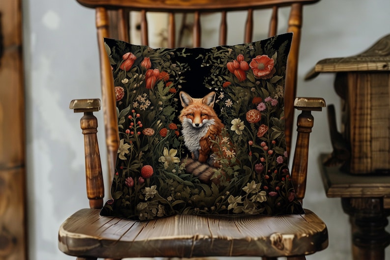 Olive Branch Farmhouse Fox Pillow Cover - Thumbnail 3