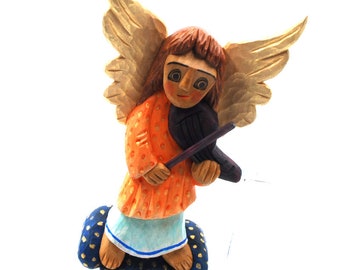 Wooden Figurine Angel 4,72 Tall Author's Handwork Statuette Carved and Painted by Russian Artists from Sergiev Posad.Home Decor A Keepsake Gift.Handmade in Russia. Wooden Figurine Angel 4,72 Tall Author's Handwork Statuette Carved and Painted by Russian Artists from Sergiev Posad.Home Decor A Keepsake Gift.Handmade in Russia.
