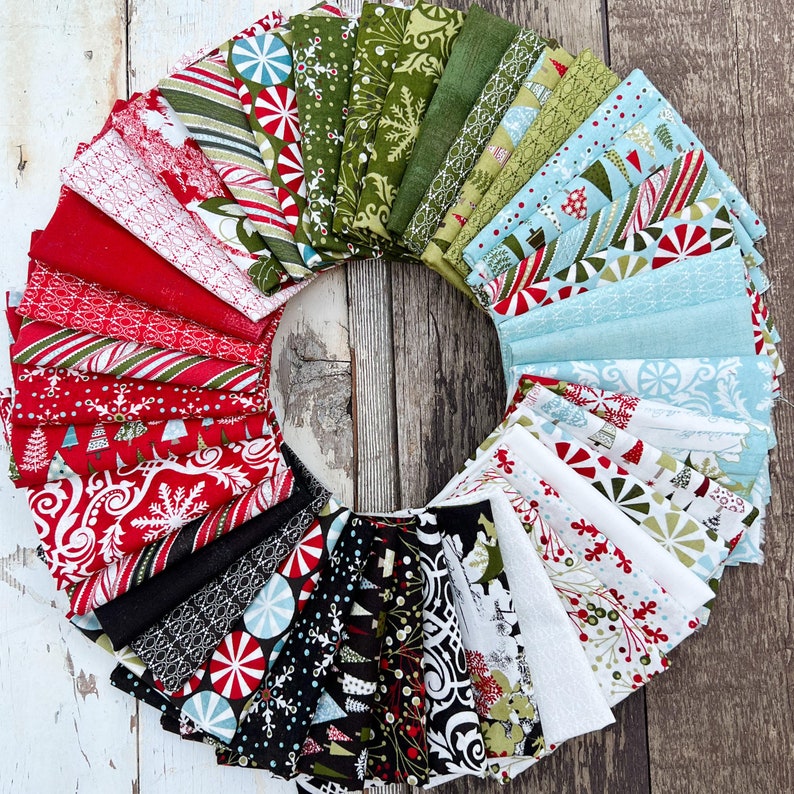 Woven Noel Quilt Kit Featuring Peppermint Bark From Basicgrey Etsy