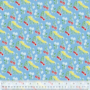 Campo de flores para fiestas en el jardín en azul de Whistler Studio para Windham Fabrics