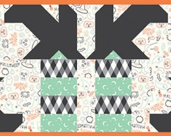 Witches Feet Quilted Table Runner Pattern by Block Party Quilt Co.