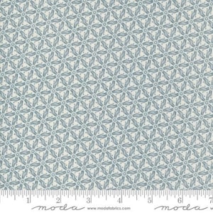 Snowman Gatherings IV Snow Flower Snow by Primitive Gatherings for Moda Fabrics