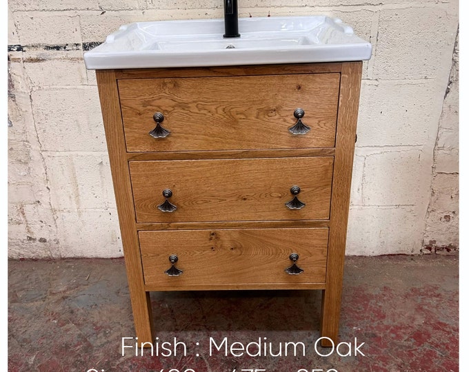 TEWKESBURY OAK | Inc: Traditional Basin | Solid Oak Drawers | Solid Oak Bathroom Furniture | Solid Oak Vanity Unit | Vintage Oak Furniture
