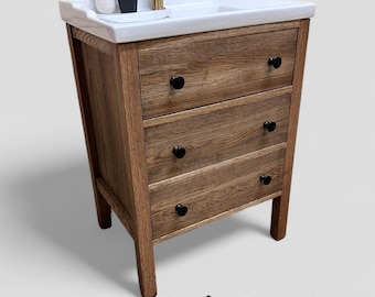 TEWKESBURY | Classic Oak 3 Drawer Chest including Ceramic Traditional Basin | Solid Oak Bathroom Furniture