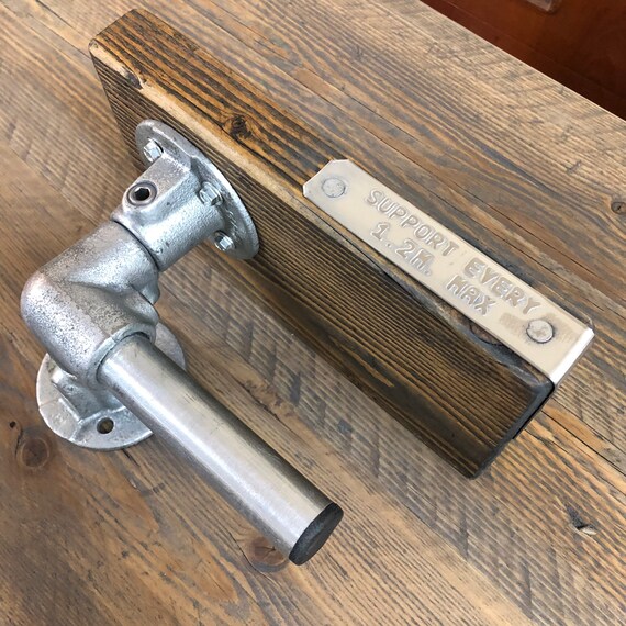 TILBURY | Toilet Roll Holder With Reclaimed Timber Shelf