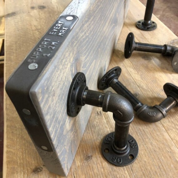 IRON | Reclaimed Timber Shelf With Brackets