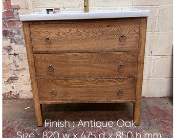 TEWKESBURY | Classic Oak 3 Drawer Chest including Ceramic Traditional Basin | Solid Oak Drawers | Solid Oak Bathroom Furniture | Solid Oak