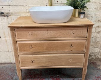 Vintage Oak Units