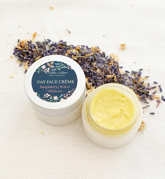 Natural face moisturiser discount