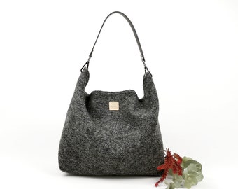 Grey Hobo handbag with genuine leather strap. Large slouchy purse of wool. Casual hobo bag for winter.