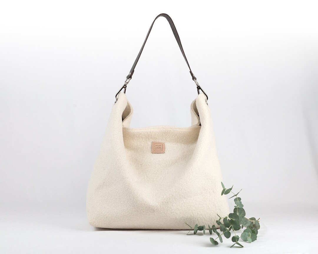 ショルダーバッグ・ポシェット ^PAPERBOY^ Rounding Hobo Bag Ivory P23FWBA002 il_1080xN.3521408419_8zwp.jpg