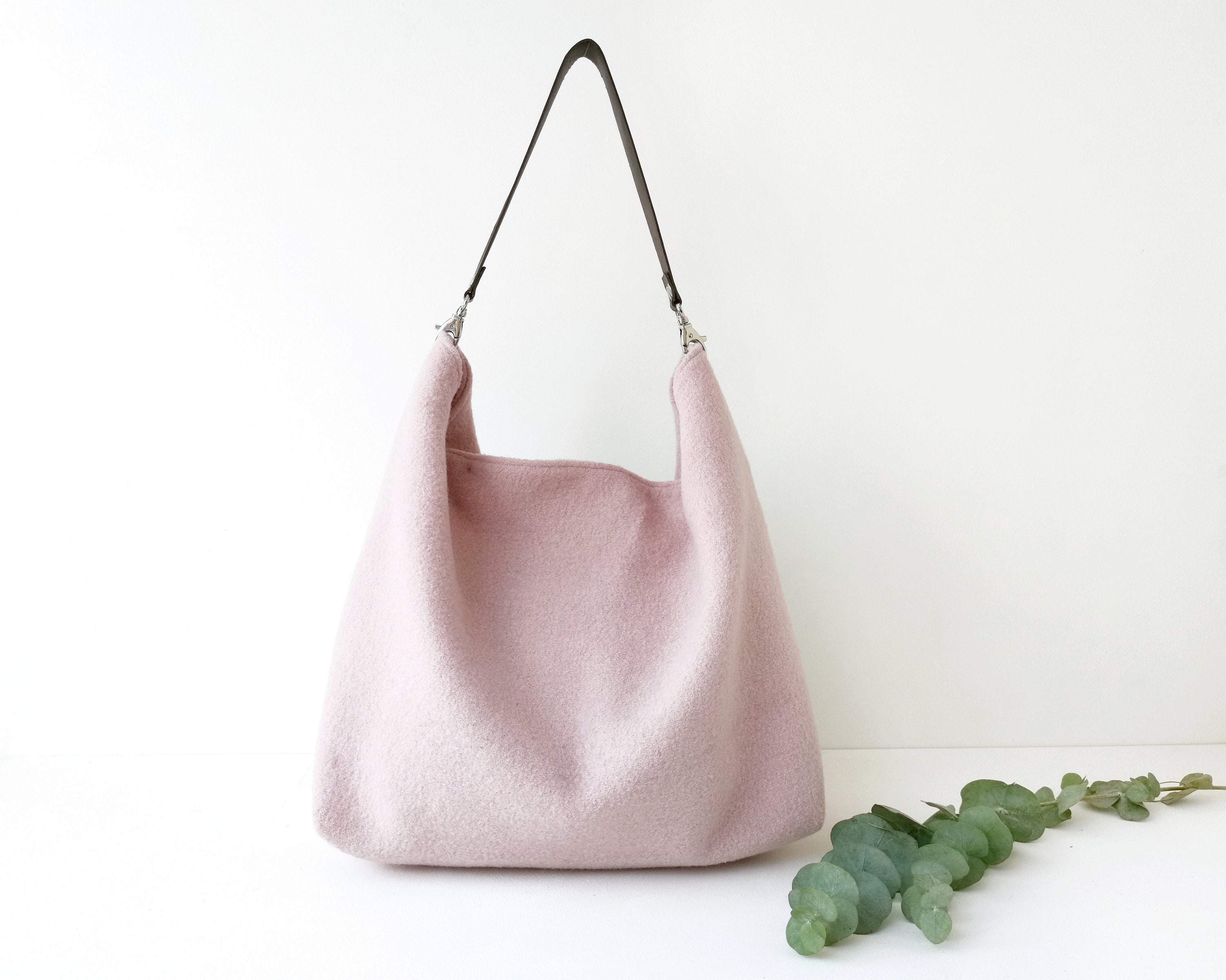 ｜JILLSTUART｜ Luna large hobo bag 3 colors 212261535251A1.jpg?sw=324,