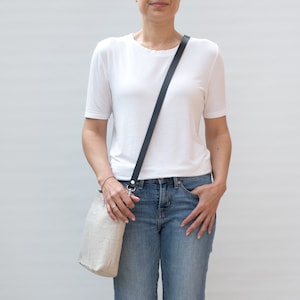 Linen Crossbody Bag with Zipper and Adjustable Leather Strap, Natural Linen Messenger Bag.