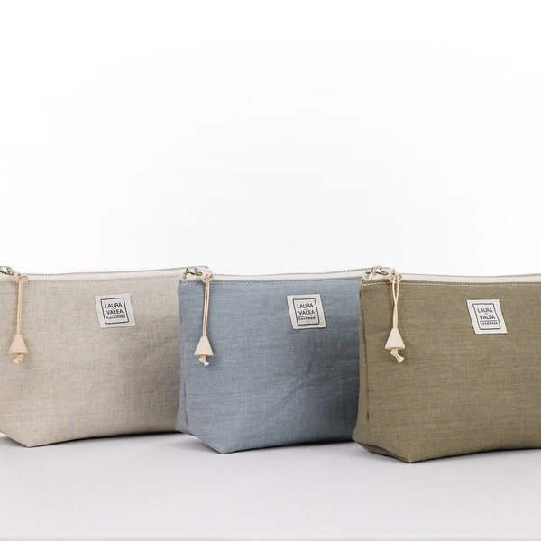 Natural linen zipper pouch for all, Toiletry bag for women, Organizer pouch for bag, Gift for girlfriend, birthday gift