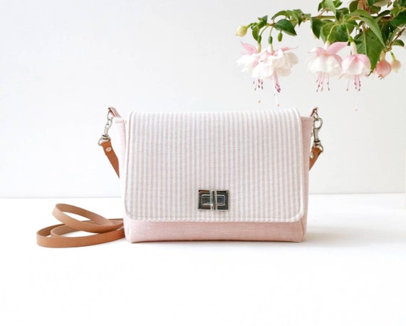 pink crossbody purse