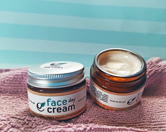 Face Cream: Hyaluronic, Urea, Caffeine - After Shave & Massage Cream