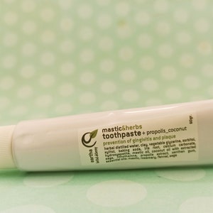 Mastic & Herbs Zahnpaste von Eartha Kosmetik, Natürliche Zahnpaste mit Aloe und Propolis, Mundpflege, fluoridfrei, SLS frei