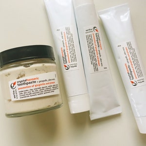 Natürliche Zahnpaste mit Aloe und Propolis, Kurkuma-Zahncreme von Eartha Kosmetik, Kräuter & Mundpflege, fluoridfrei, SLS frei