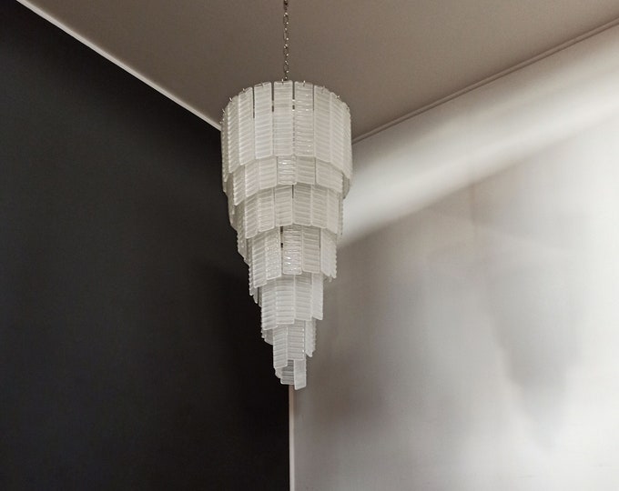 Elegant Murano Spiral chandelier 83 frosted glasses