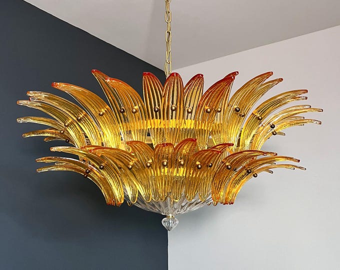 Murano Chandelier / ceiling light Original Palmette, two levels, 82 amber glasses