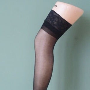 Silkies Ivory Ultra Control Top Tights With Ultra Sheer Legs Size Medium 