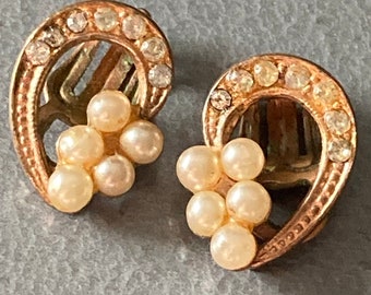 Vintage cream faux seed pearl diamanté clip on earrings