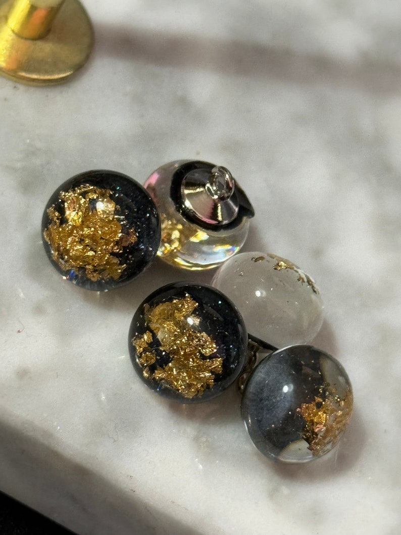 Pack 10 pc Small 12.8mm clear black and gold leaf round dome acrylic domed buttons with metal shank image 3