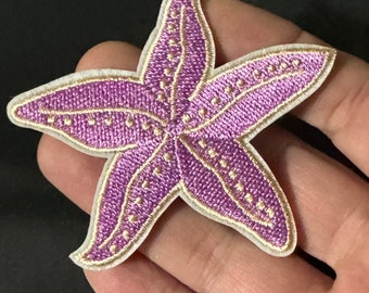ヒトデのアイロン接着ワッペン：マリンピンクの刺繍アップリケ（7cm）