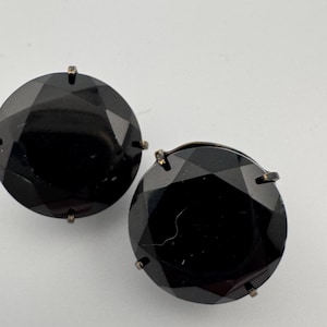 Vintage 2cm black glass round prong set rhinestone Clip On Earrings