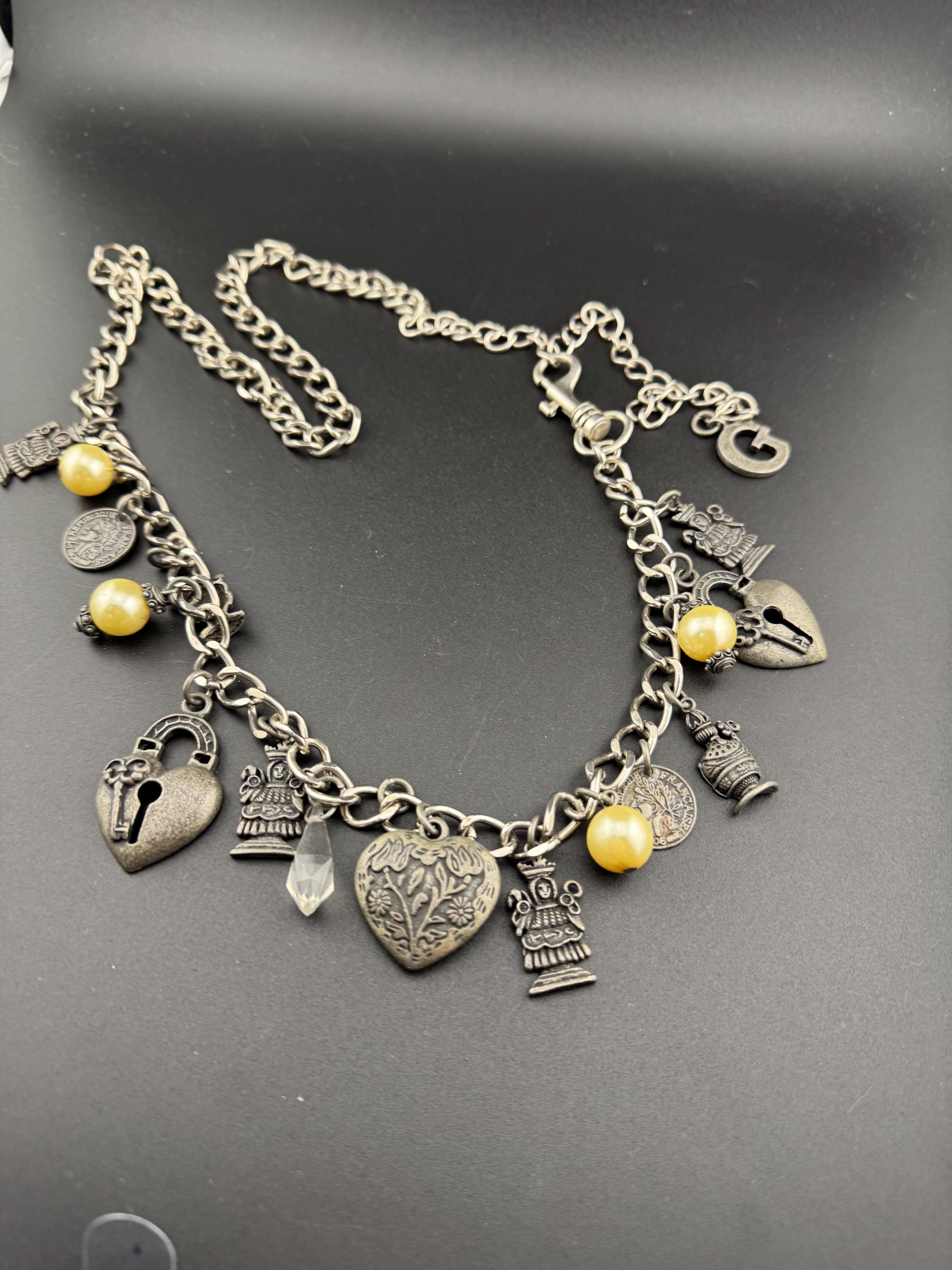 Retro GUESS Charm Belt: Gold/Brass Tone Beaded Chain belt Retro GUESS Charm Belt: Silver Tone Pearl Beaded Chain (60cm  main image 2