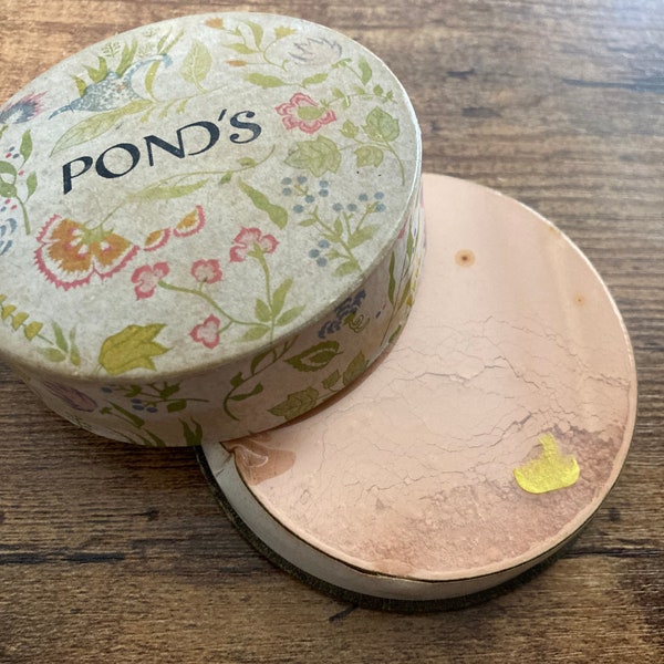 Vintage sealed box of PONDS face Powder shade Suntan Retro Cosmetics