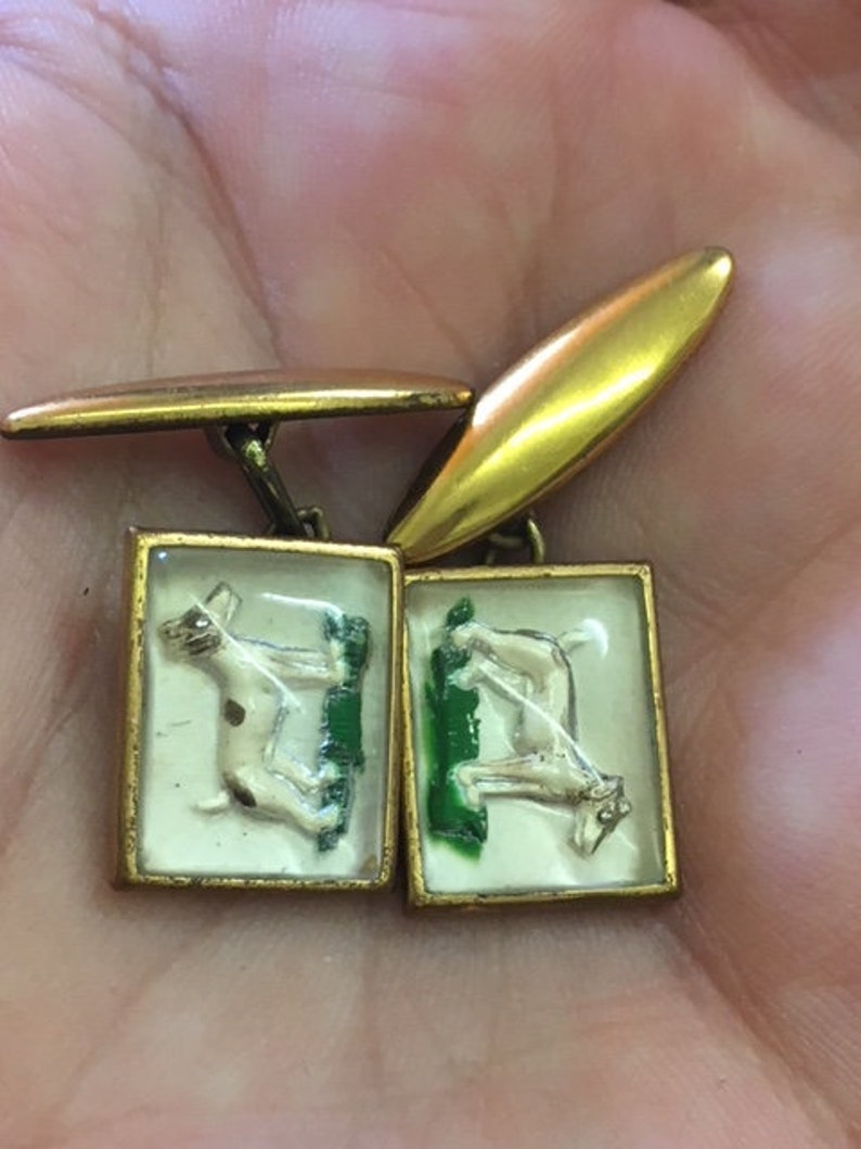 hunting dog beagle shooting sports reverse painted intaglio essex crystal gents cufflinks novelty metal brass 1950s 1960s retro vintage