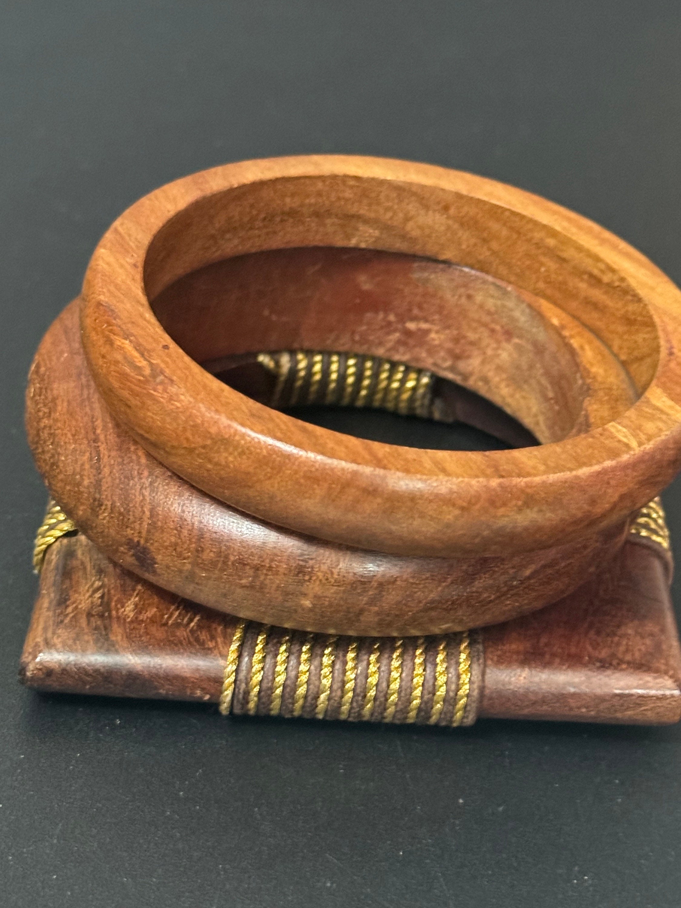 WOOD BANGLE 145T ウッドバングル 3 X Vintage Wooden Stacking Bangles in Brown Natural Shades