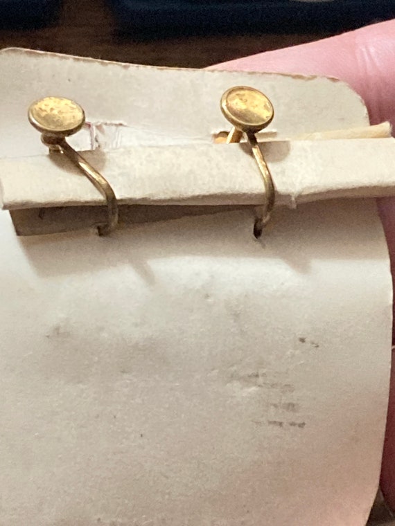 Antique gold tone FRUIT Basket clip on earrings 1… - image 7