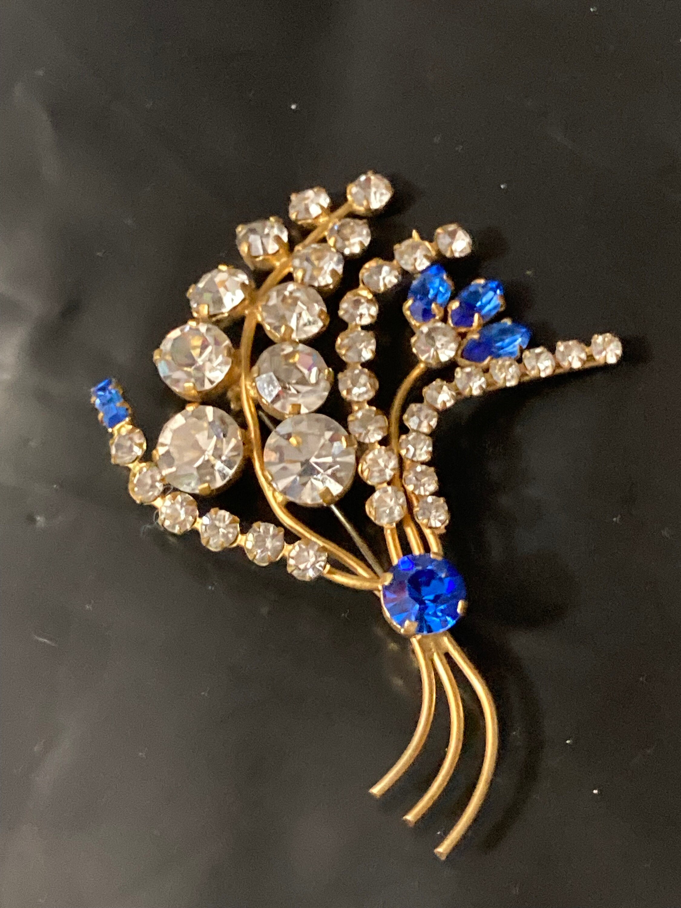 Broche Fantaisie Avec Pierres Pâte De Verre Et Strass Bleu électrique - Métal Doré, Neuve Avec étiquettes