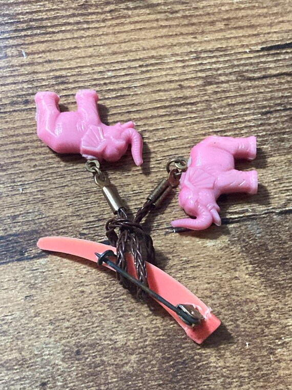 Vintage Early Plastic pink dangly Elephant brooch… - image 3