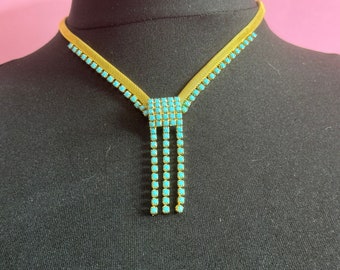 Vintage goudkleurige mesh- en turquoise diamanten watervallariat-halsketting