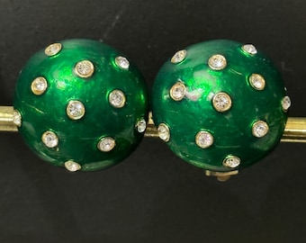 Boucle D'oreille Vintage Clips En émail Vert Foncé - Courbée, 1,5 Cm, état Comme Neuf - Fabriqué En France