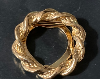 Round Scarf Ring, Gold Rope-Edge Clip | Nautical Etruscan Statement | Deadstock 1970S-1990S