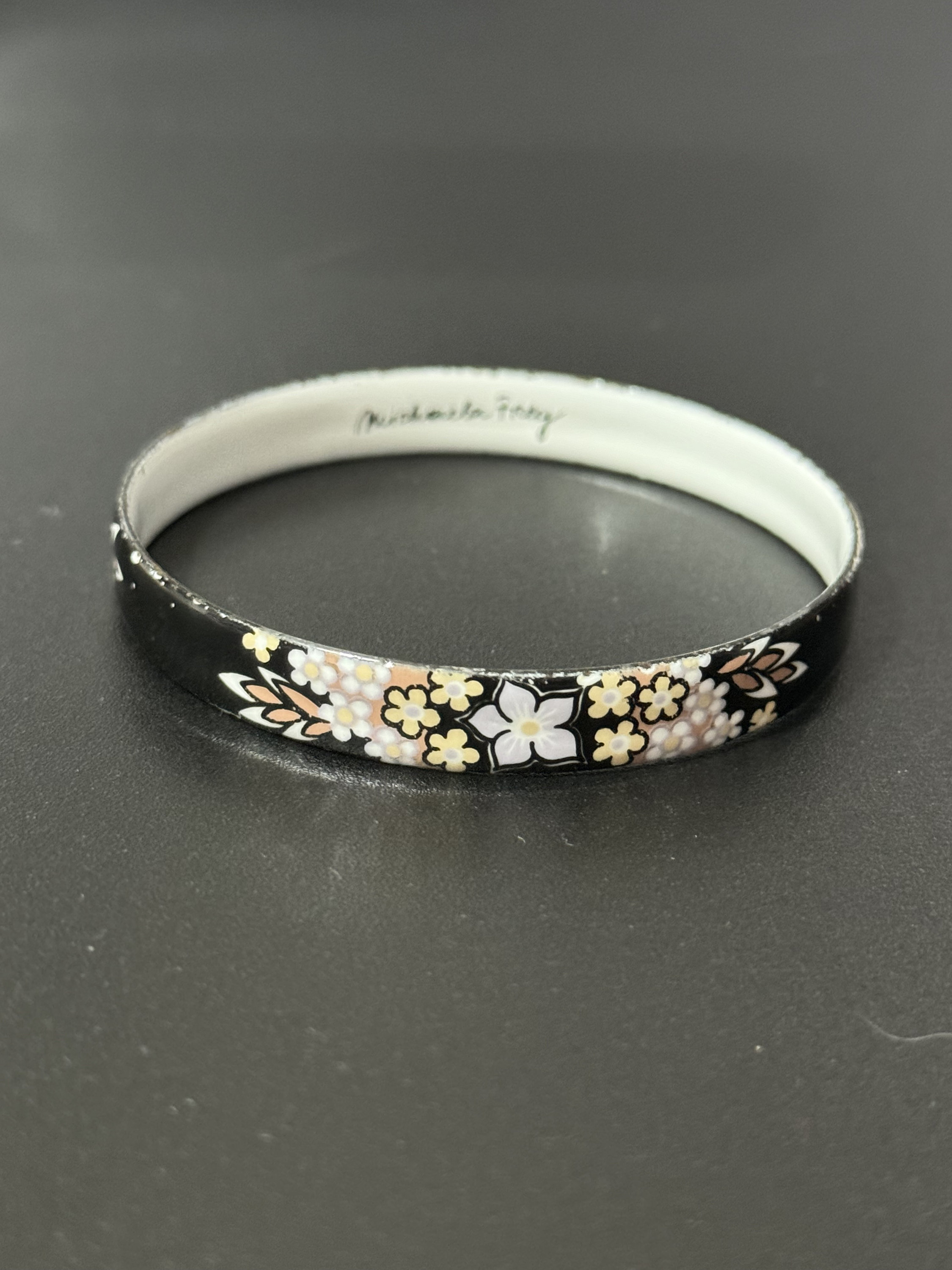 Bracelet Jonc Signé Michaela Frey En émail Blanc - Très Bel état (TBE) à Petit Prix