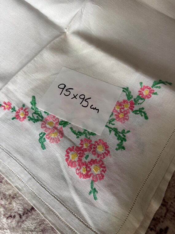 ヴィンテージリネンテーブルクロス、花柄刺繍、ピンクグリーン（95cm
