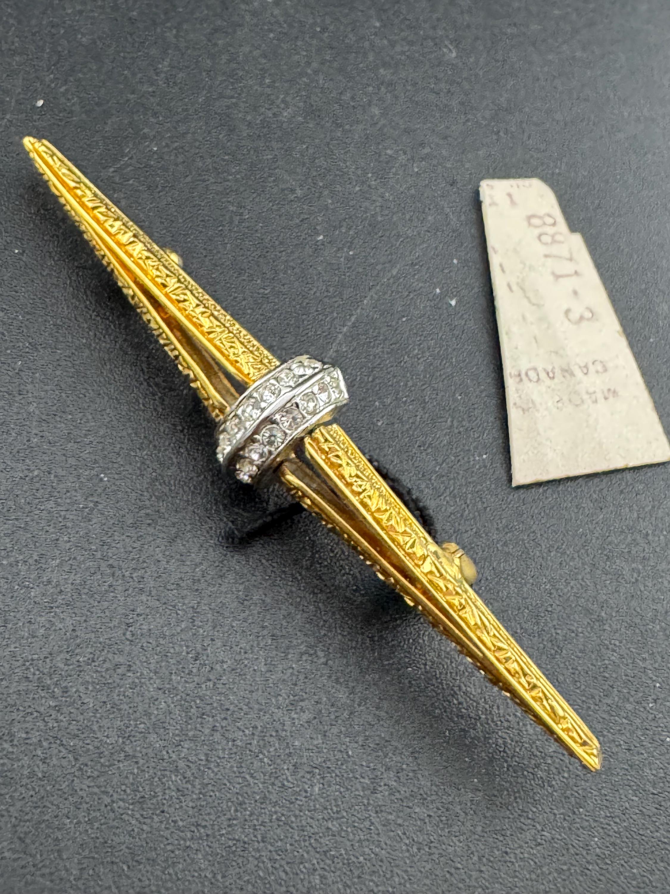 ヴィンテージ D'orlan スワロフスキークリスタルバーブローチ