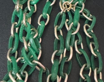 Kitsch gold and green 120cm long plastic chain link necklace