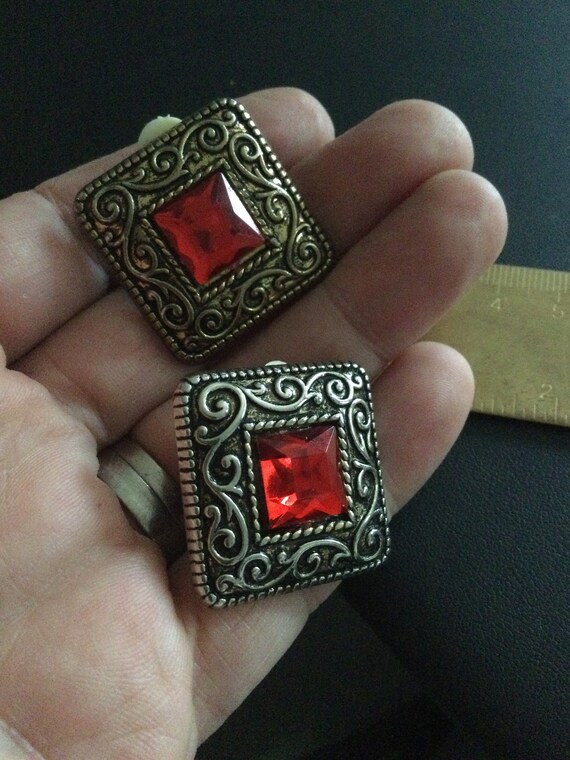 Vintage plastic oversized gold tone ruby red cabo… - image 2