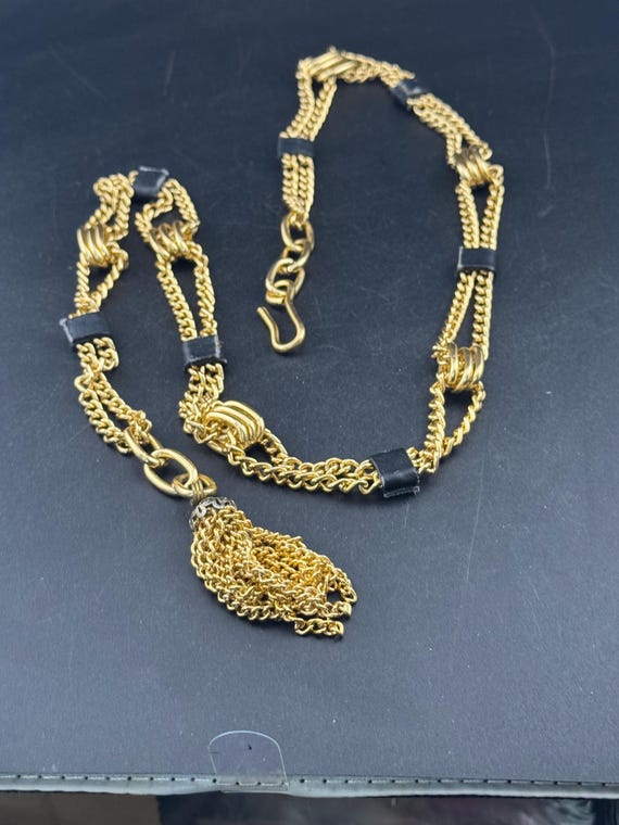 Gold-Tone Multi-Chain Tassel belt Womens Gold Tone Multi Tassel Chain Belt Adjustable 38  main image 2