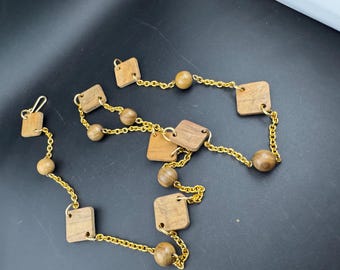 Try color, wood and silver chain belt Wood and Silver Chain Vintage Belt or Necklace / Wood Chain  main image 4
