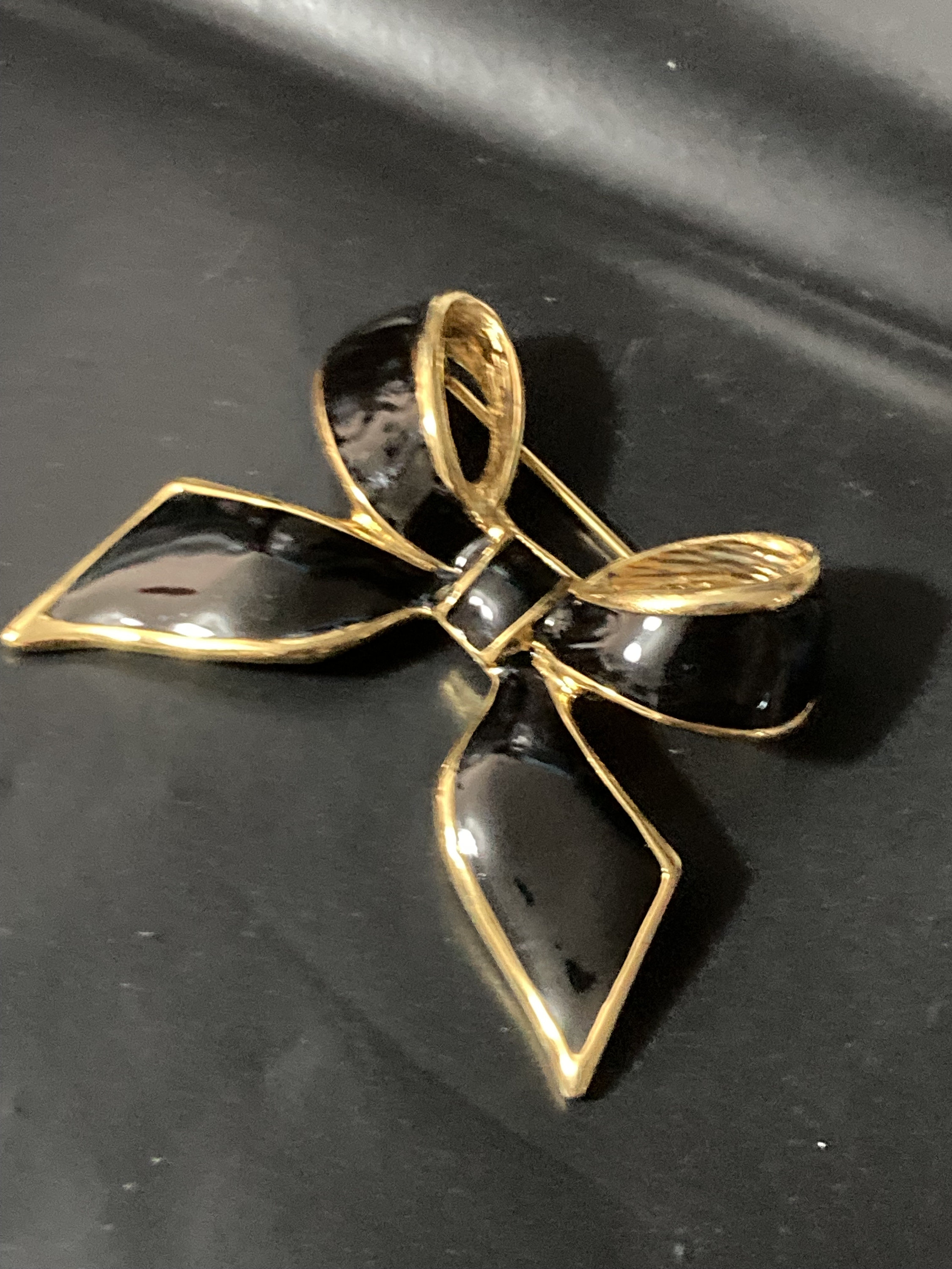 Bow Brooch  From the 50TH COLLECTION