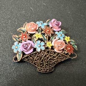 Signed Joan rivers sweet little flower basket enamel floral brooch