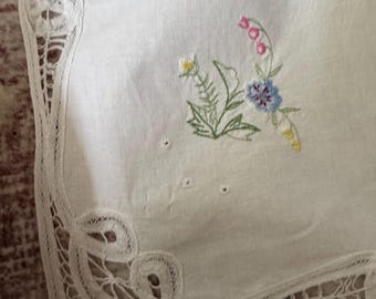 Violet Linen Vintage Lace Tablecloth - Embroidered Rectangle, Multiple Sizes, Cream/White - View #2