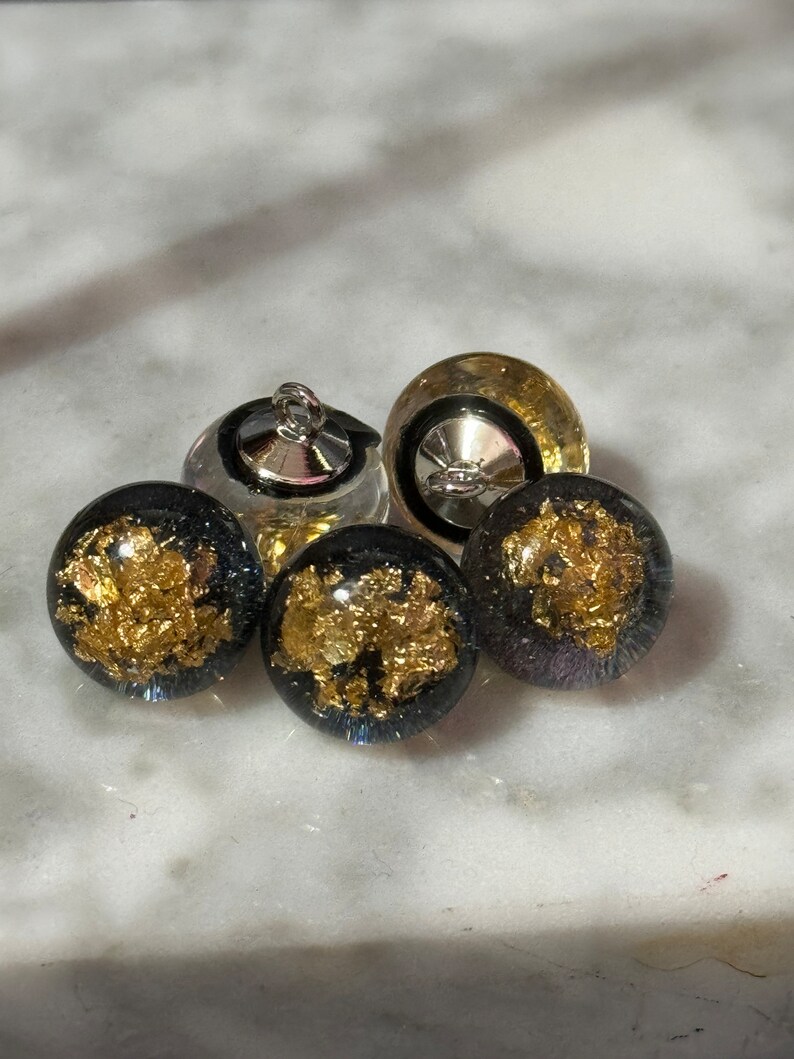 Pack 10 pc Small 12.8mm clear black and gold leaf round dome acrylic domed buttons with metal shank image 2
